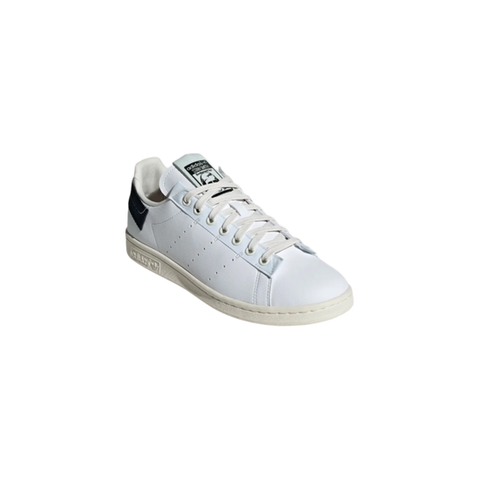 Stan Smith Trainers by adidas